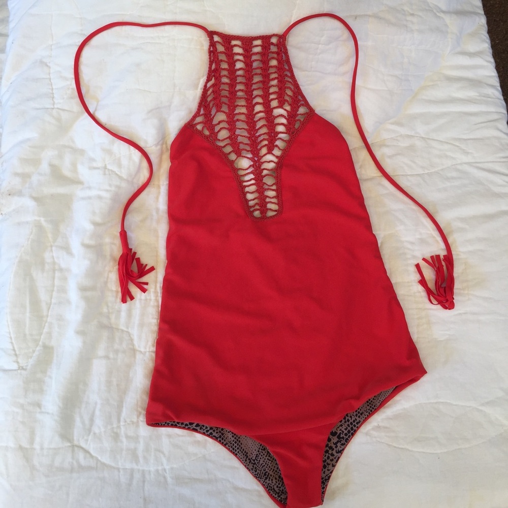 Rare Acacia Teahupo'o in Hibiscus