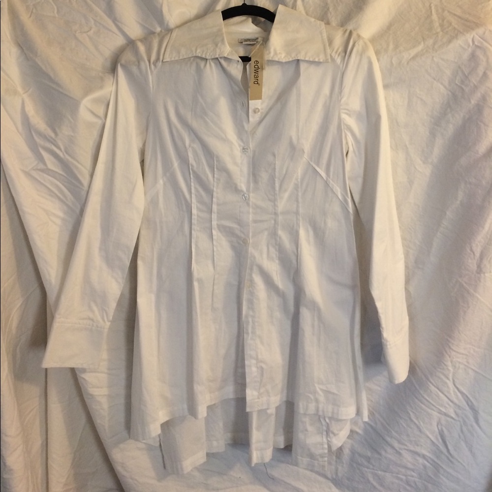 Super Cute Edward button down high-low shirt