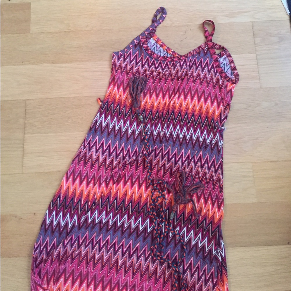 Loveppella Maxi dress in a Chevronesque pattern!