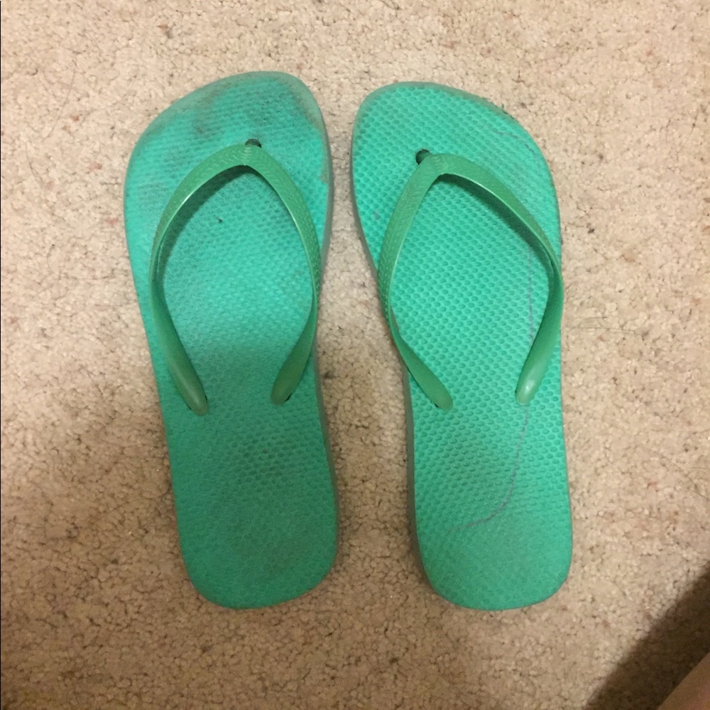 Flip flops