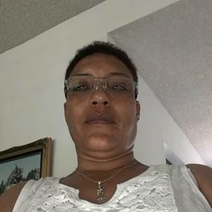 Meet your Posher, Mayra