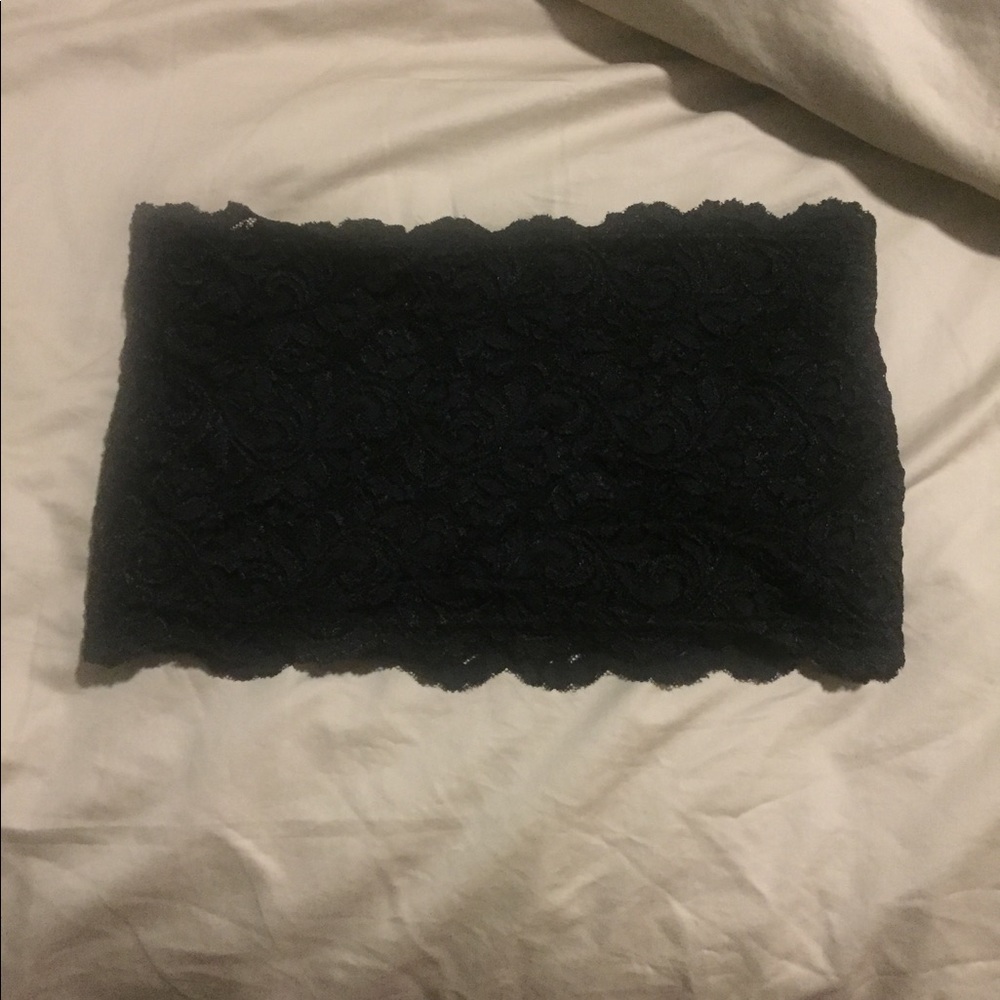 Black lace bandeau