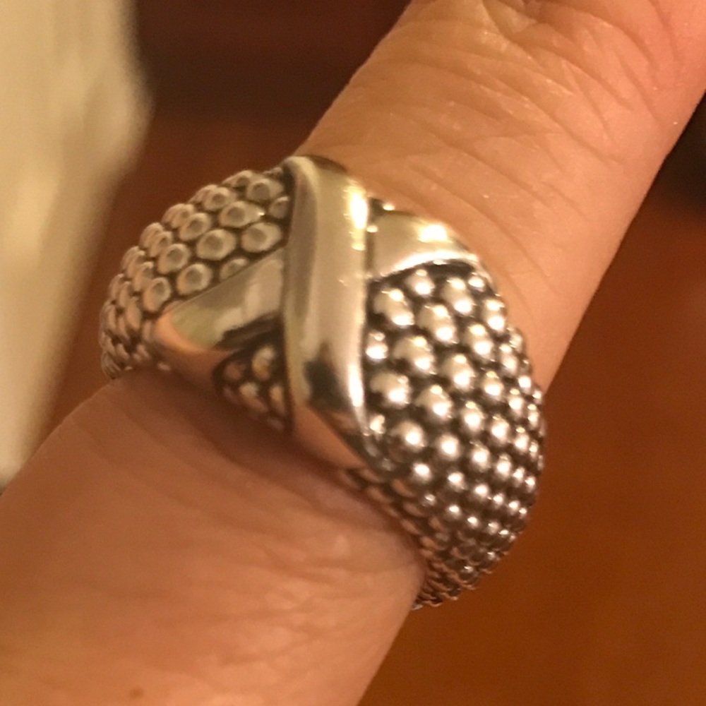Lagos caviar X ring