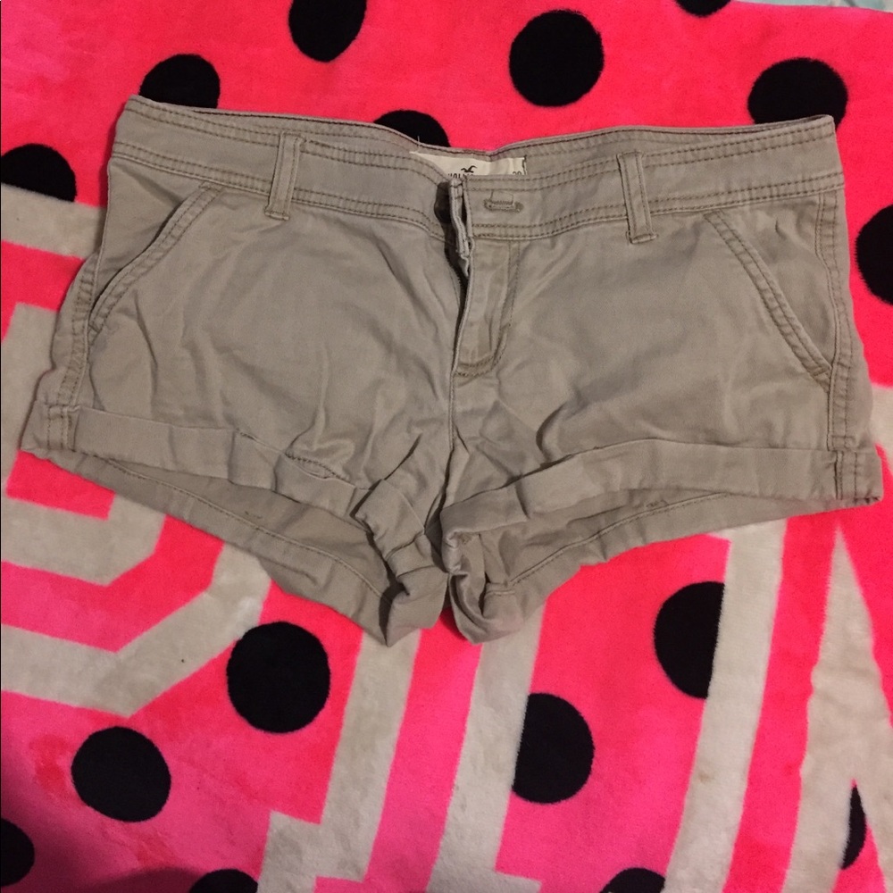 Tan hollister shorts size 9
