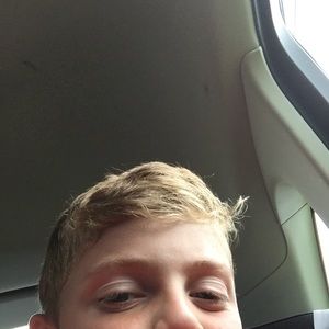 Meet your Posher, Nia