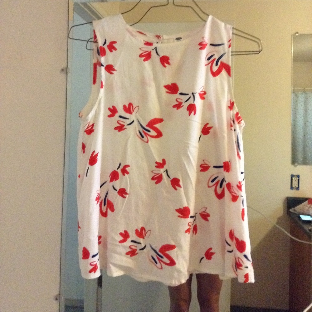 Old navy shirt