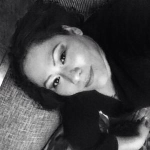 Meet your Posher, Lorinda