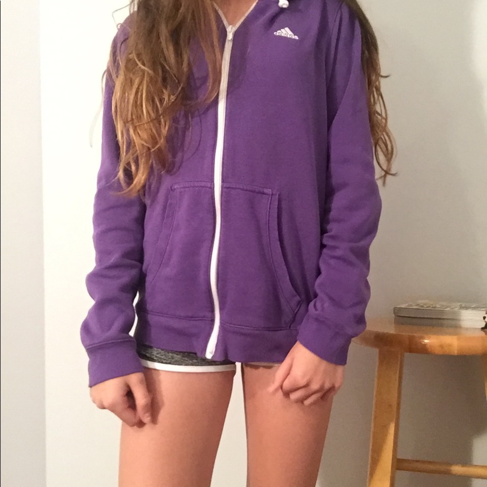 Super soft full zip adidas sweatshirt 😊