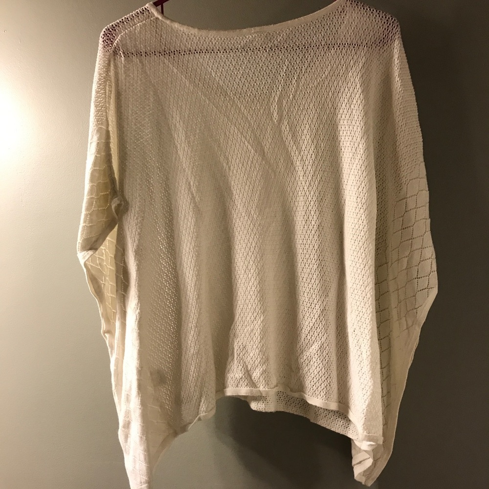 Sweater - Picture 2 of 4