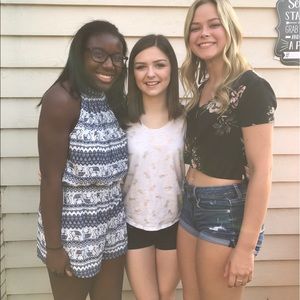 Meet your Posher, Nina