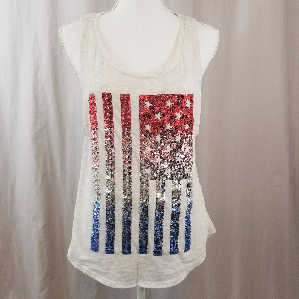 🎉HP🎉VS PINK Sequin American Flag Tank