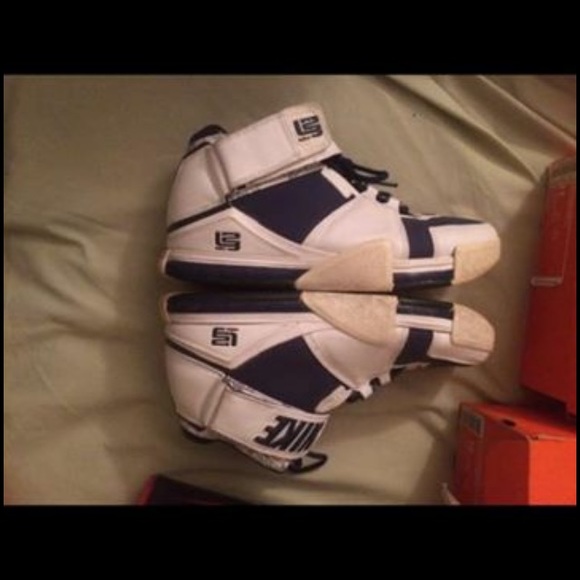Lebron main image 5