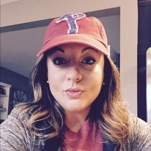 Meet your Posher, Lori