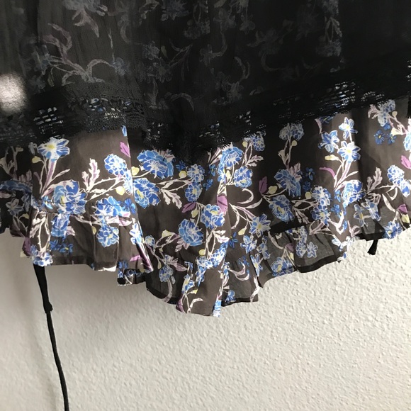 Free People • Layered Romper 2 in 1 - Picture 6 of 8