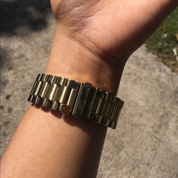 Michael Kors Gold-Tone Bradshaw Watch main image 6