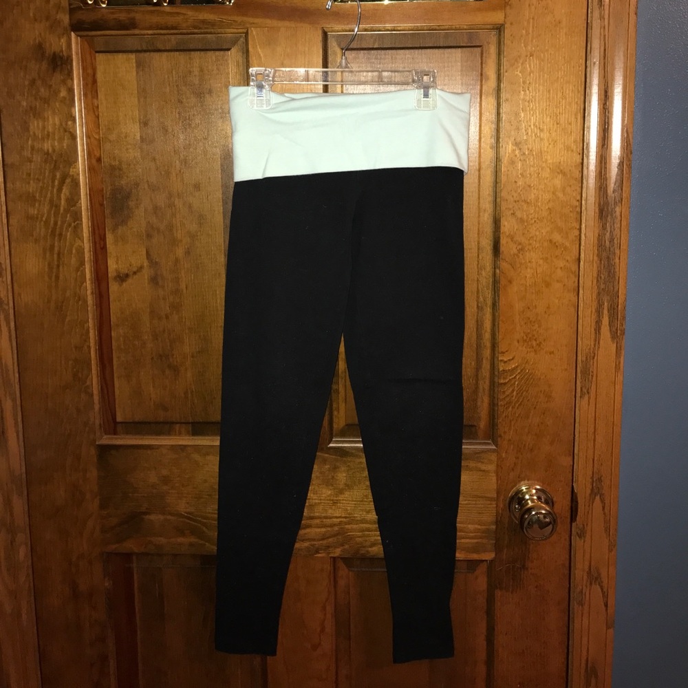 PINK Victoria's Secret yoga pants