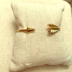 Stella & Dot "Gilded Arrow" Bracelet