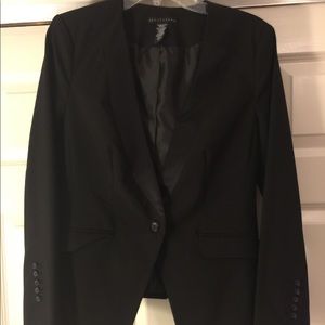 Apostrophe Tuxedo Blazer