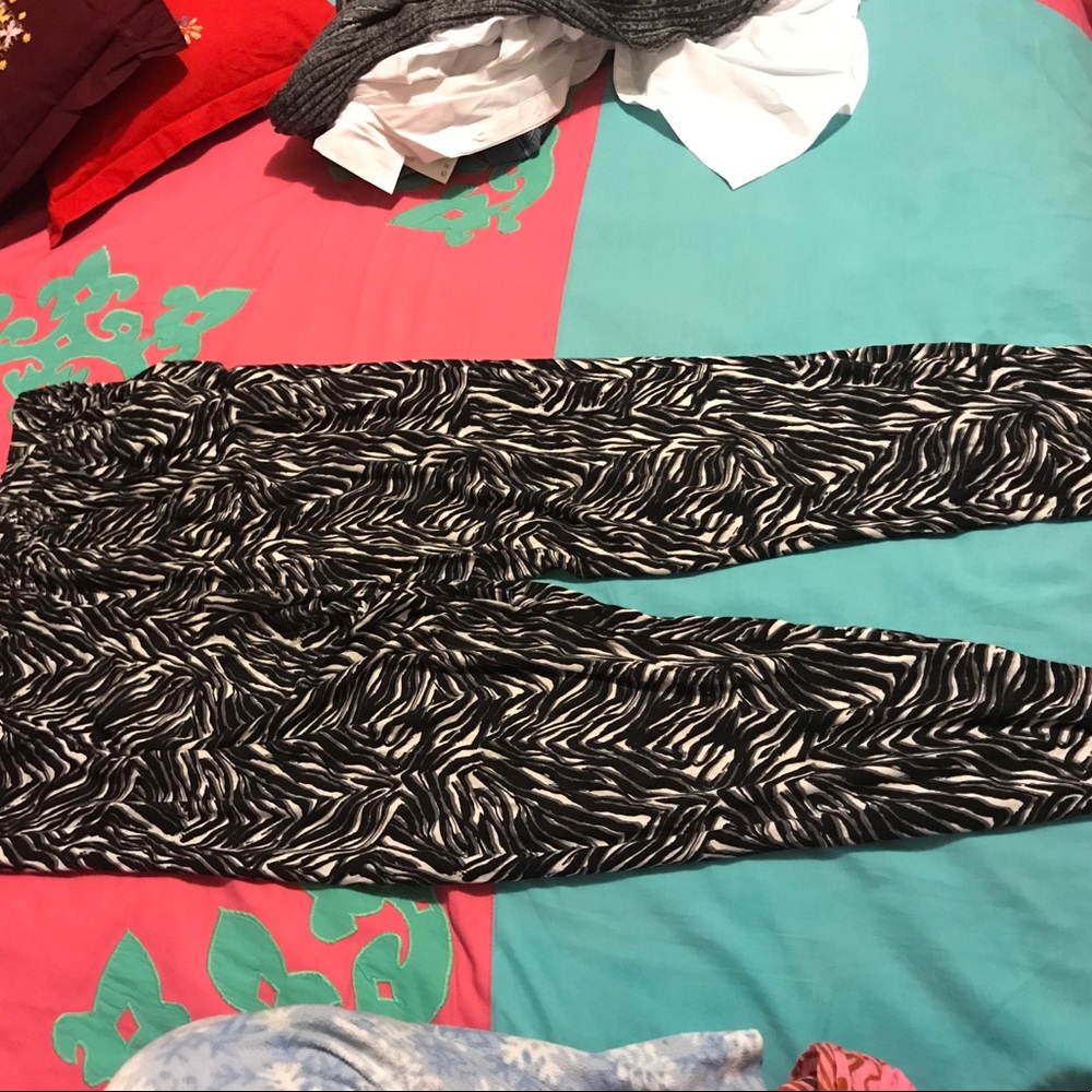 Zebra printed harem pants by Hue
