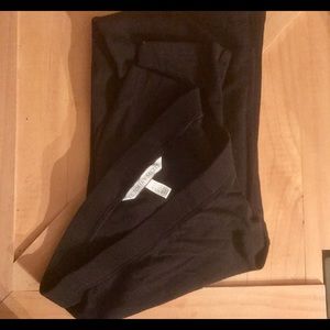 Victoria Secret Thin Layer Leggings M NWOT