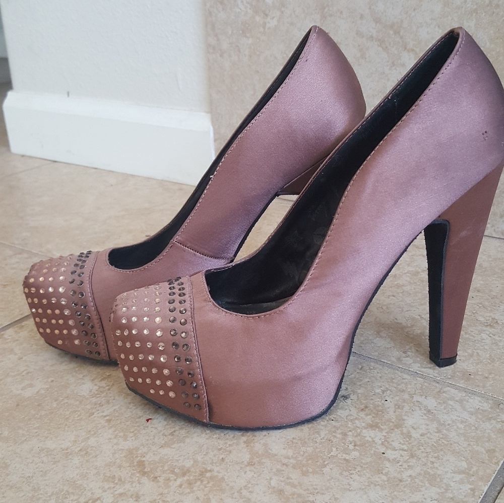 Betsey Johnson Brown Satin Pumps 8.5