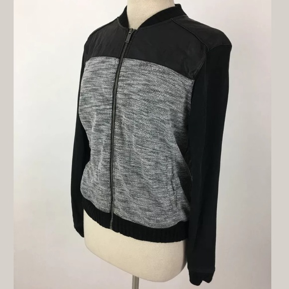 Calvin Klein Jackets & Blazers - Calvin Klein jacket