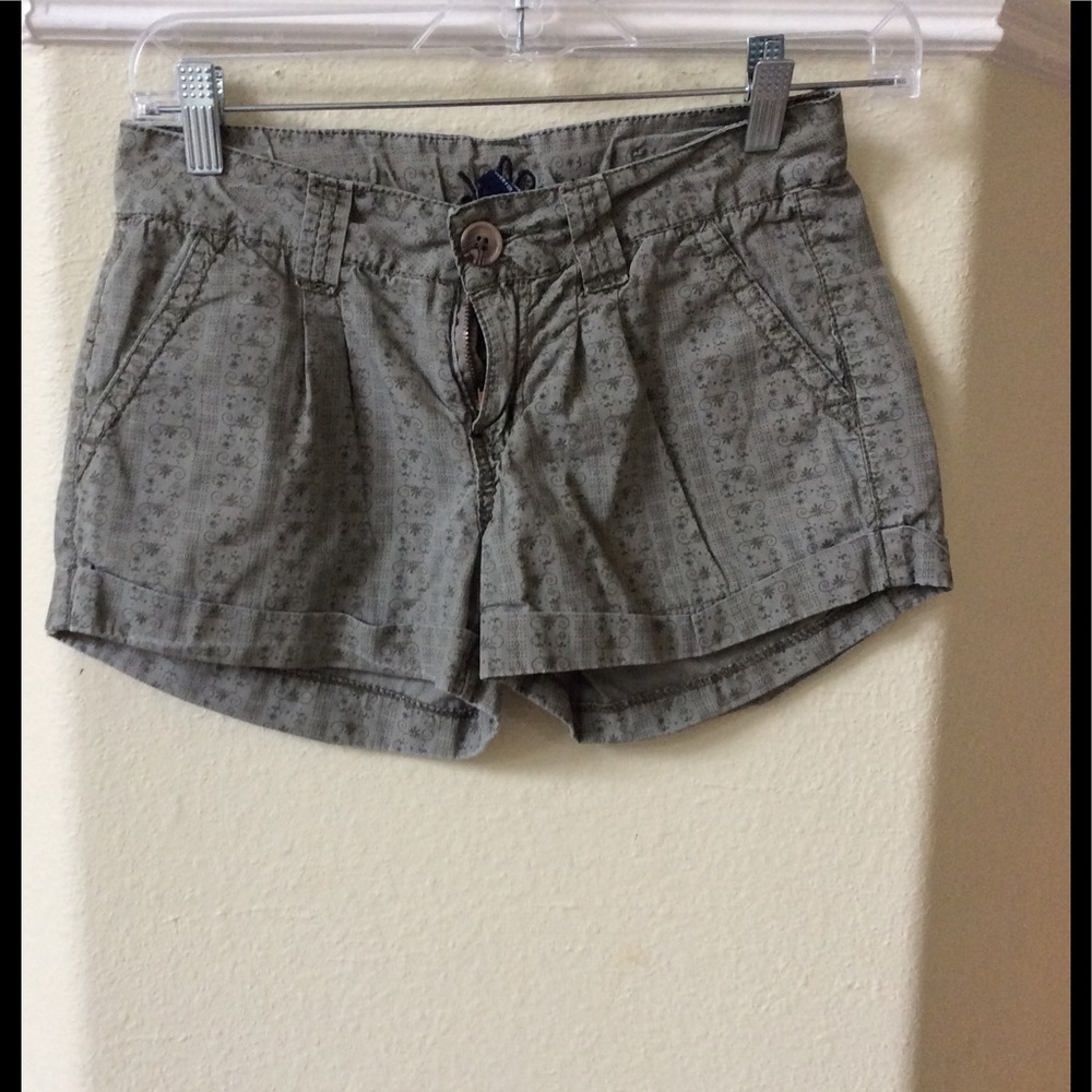 2 pair of shorts for girls