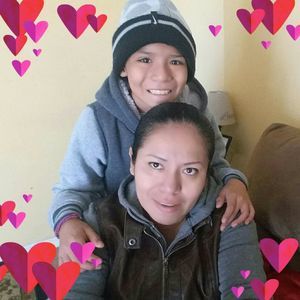 Meet your Posher, Lore