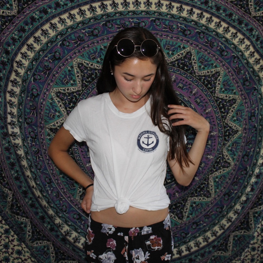 💖RARE BRANDY TEE💖