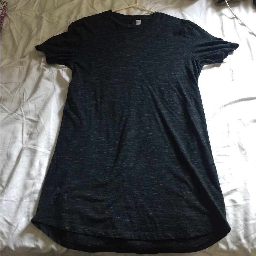 H&M long tee