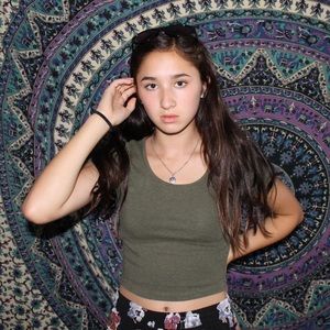 💖AMERICAN APPAREL CROPTOP💖