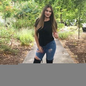 Meet your Posher, Nichole