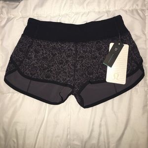 Lululemon Speed Shorts - Medium Rise