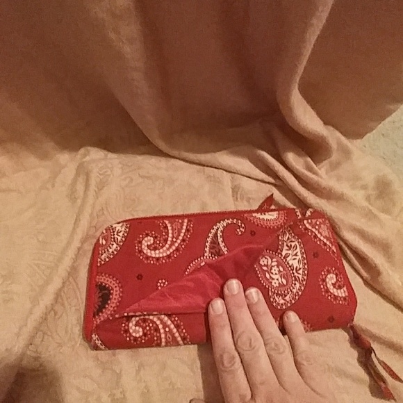 Vera Bradley Bandana - Picture 2 of 3