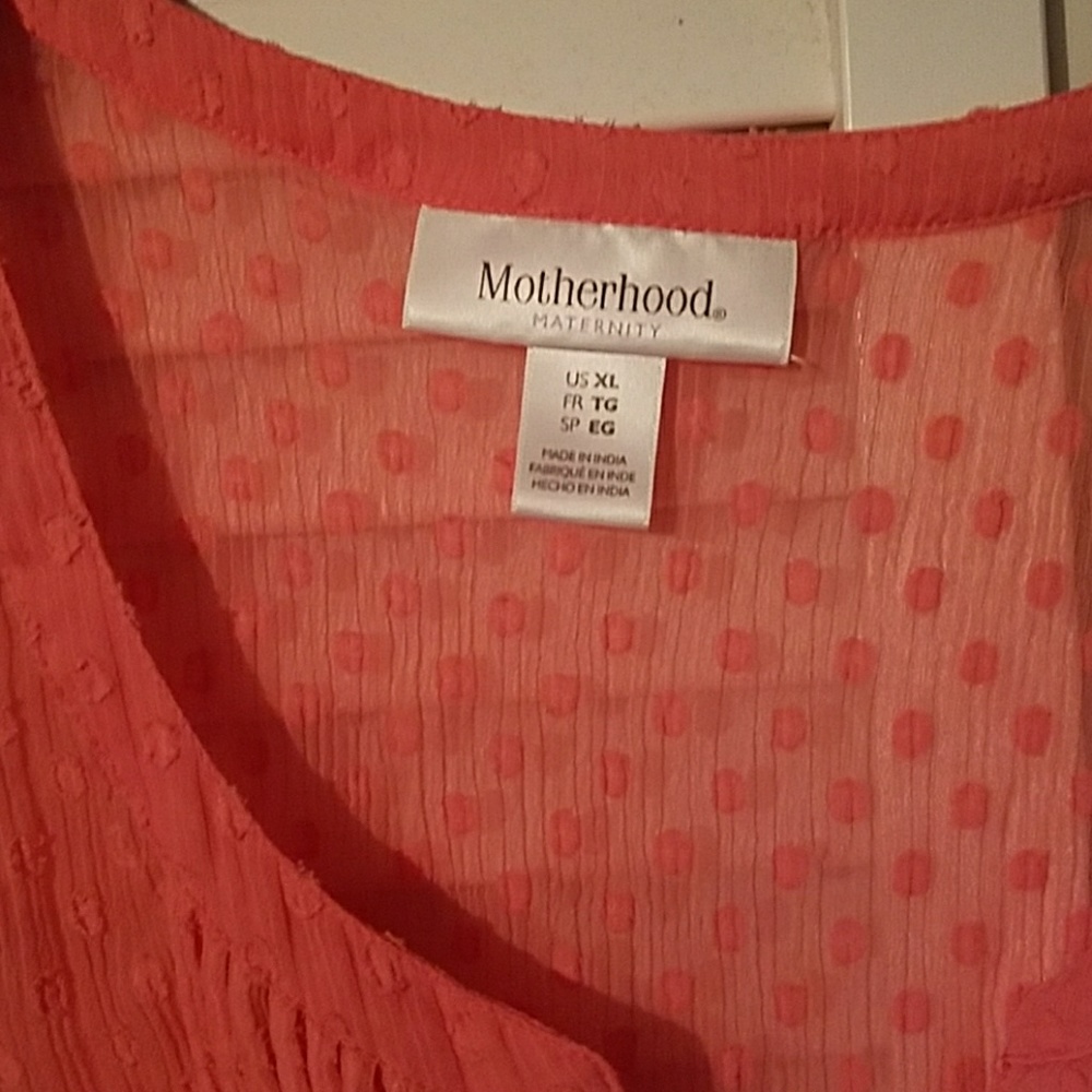 Maternity clothes - Picture 2 of 2