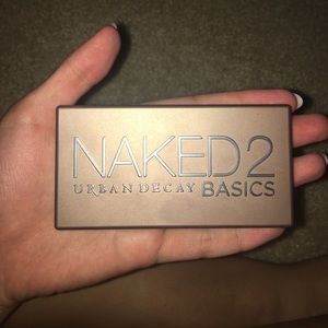 Urban Decay Naked 2 Basics