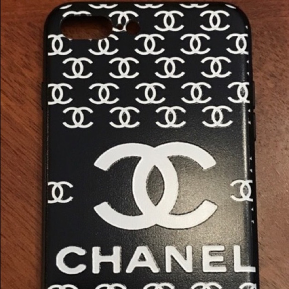 iPhone 7+ case with matching screen protector