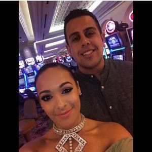 Meet your Posher, Dennis