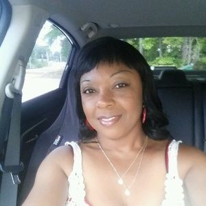 Meet your Posher, Katina