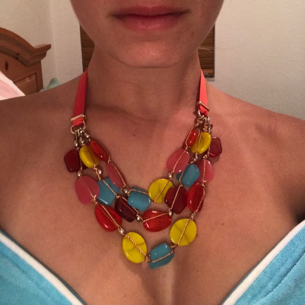 NWT Tablots Necklace