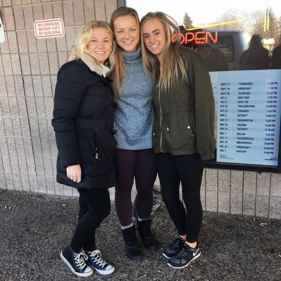 Meet your Posher, Kalley - Picture 1 of 1