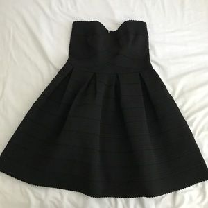 🏷 MOVING SALE 🏷 S Black Mini Cocktail Dress LBD
