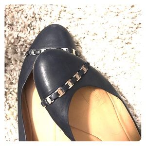 Authentic Pre-owned Ferragamo Flats size 7.5 💕💕