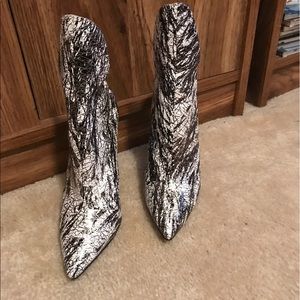 Ankle boots
