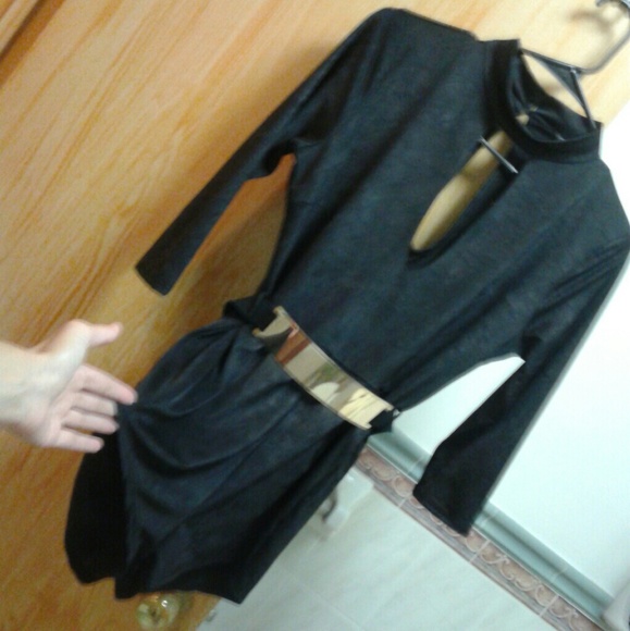 Mini Black/belted Romper - Picture 2 of 7