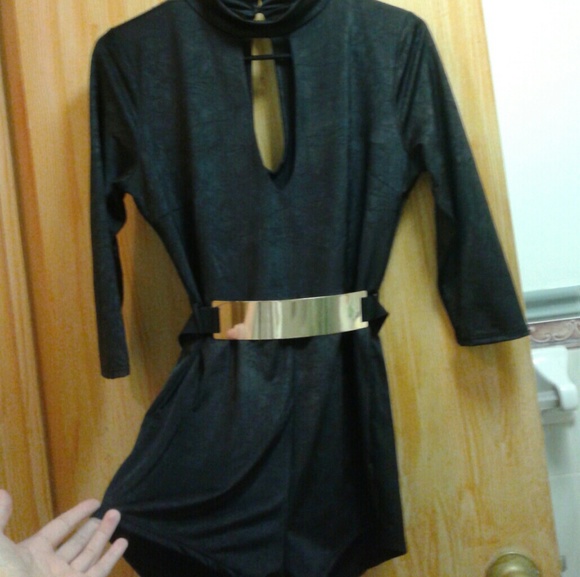 Mini Black/belted Romper - Picture 4 of 7