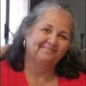 Meet your Posher, Lara