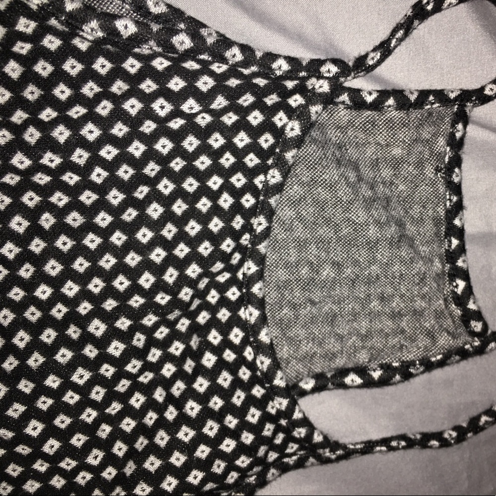 Cropped tank top - Picture 2 of 2