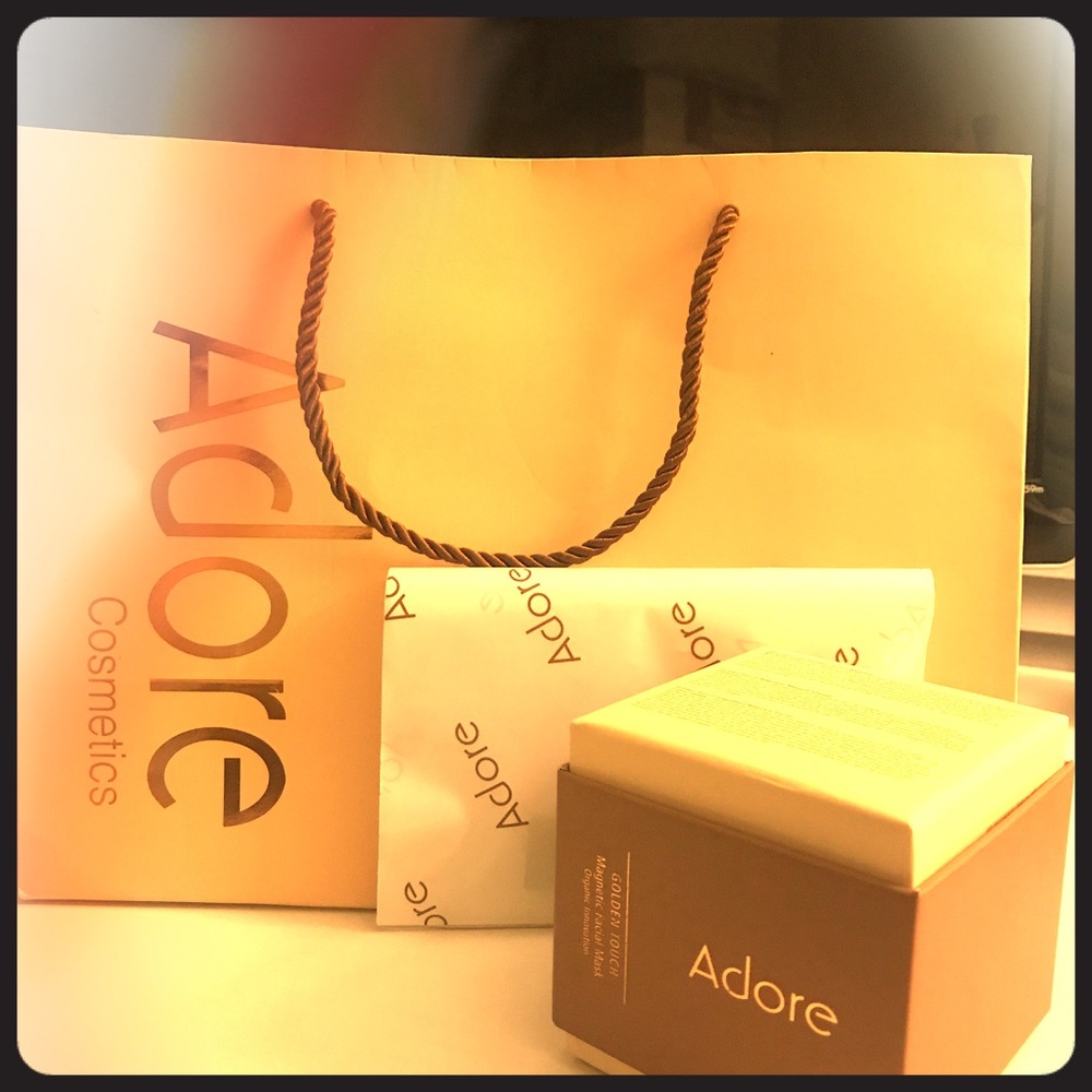 ADORE COSMETICS - GOLD TOUCH MAGNETIC FACIAL MASK