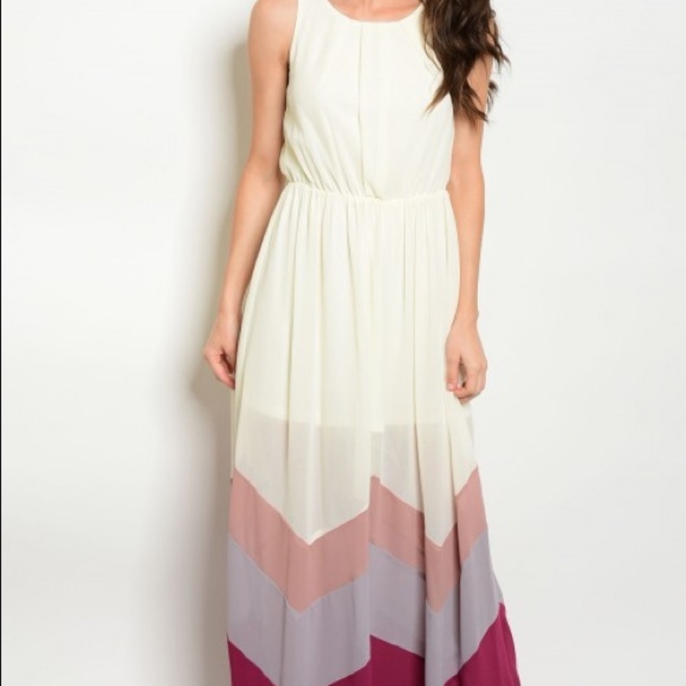 ♦️Ivory Burgundy♦️multi chevron dress - Picture 2 of 4